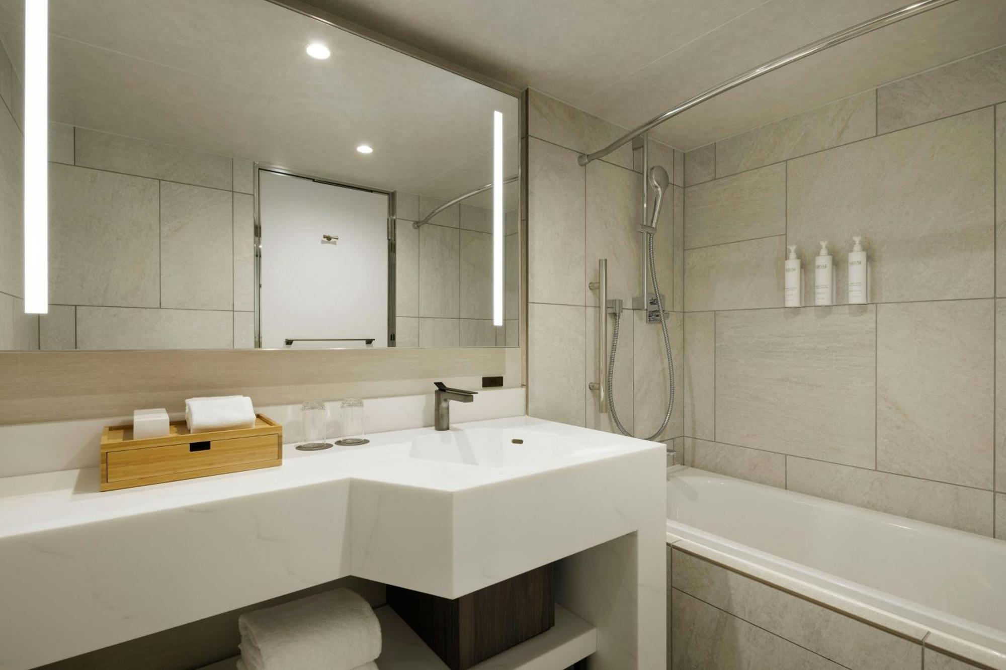Courtyard By Marriott Tokyo Ginza Hotel Exterior foto