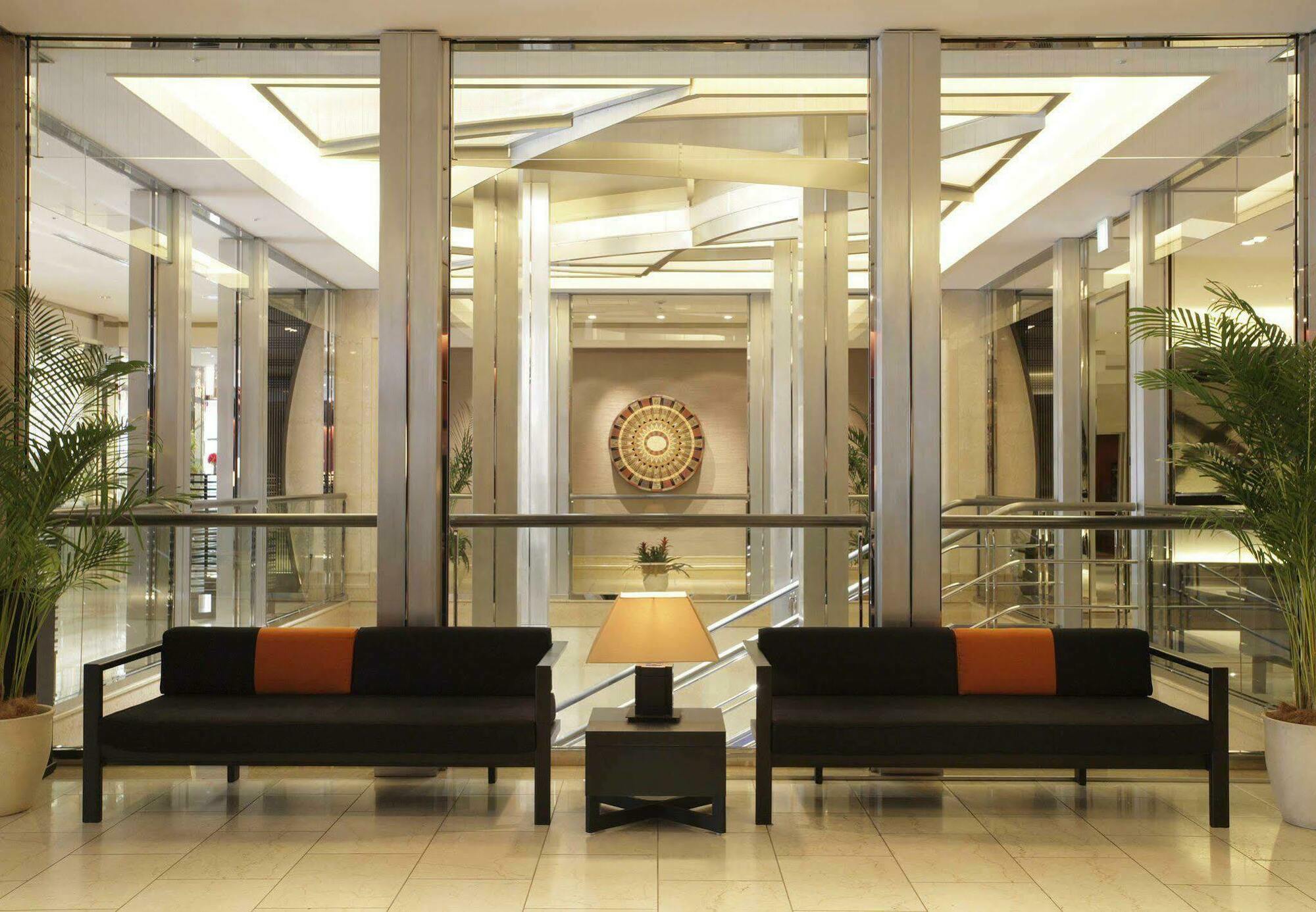 Courtyard By Marriott Tokyo Ginza Hotel Exterior foto